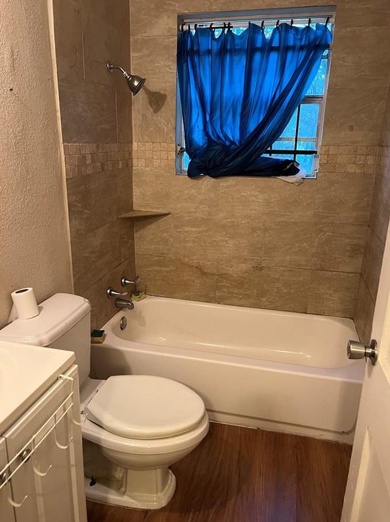 5313 Carmen St, Houston TX  77033-3205 exterior