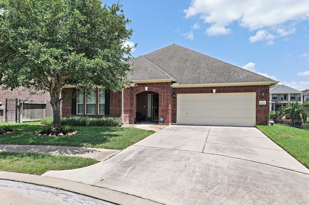 18002 Billabong Crescent Ct, Cypress, TX 77429-5264