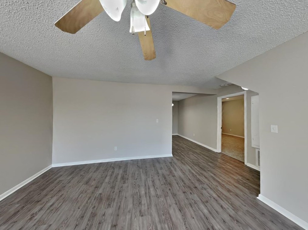 3106 Kelling St, Houston, TX 77045