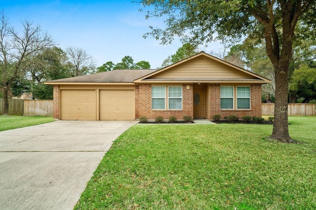 12 Starrush Ct, Spring TX  77380-2713 exterior