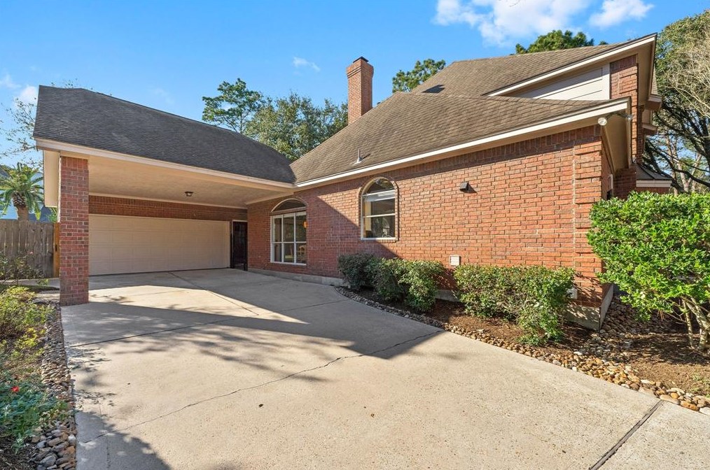 95 Morning Cloud Cir, Spring, TX 77381-6101