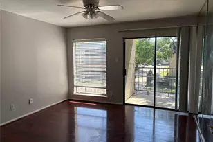 2822 S Bartell Dr, Houston, TX 77054 - Photo 10