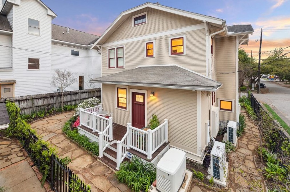 308 Drew St, Houston TX  77004-3354 exterior