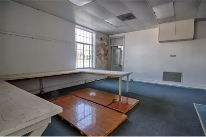 702 Upton Avenue, Schulenburg, TX 78956 - Photo 12