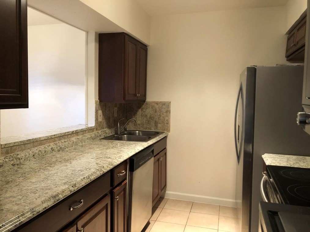8941 Gaylord Dr #213, Houston, TX 77024
