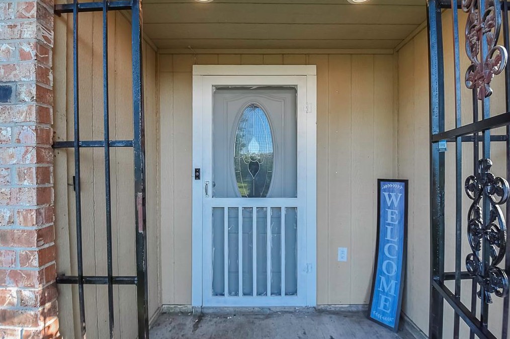 14650 Meyersville Dr, Houston, TX 77049-4419