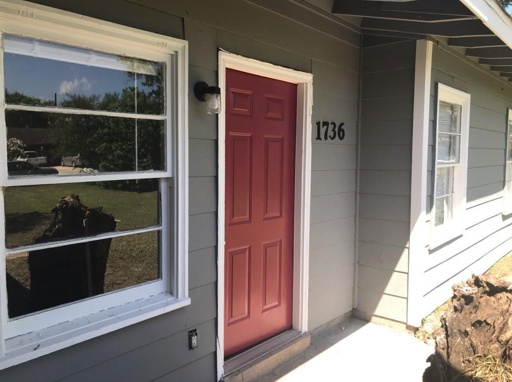 1736 Lynn Ln, Jones Creek, TX 77541