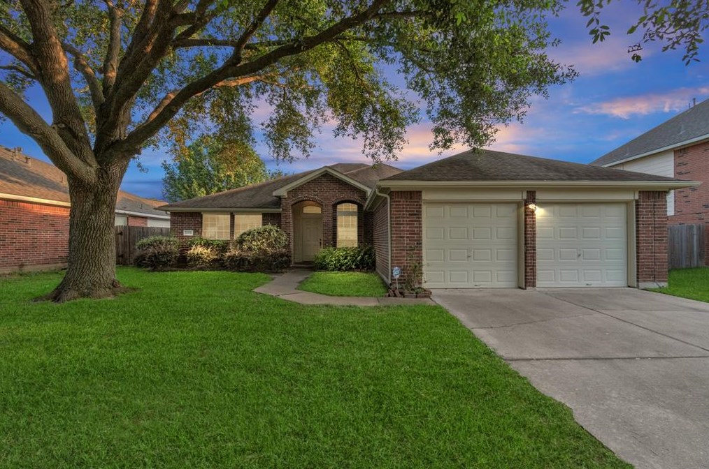 15006 Leila Oaks Ln, Houston, TX 77082-4040