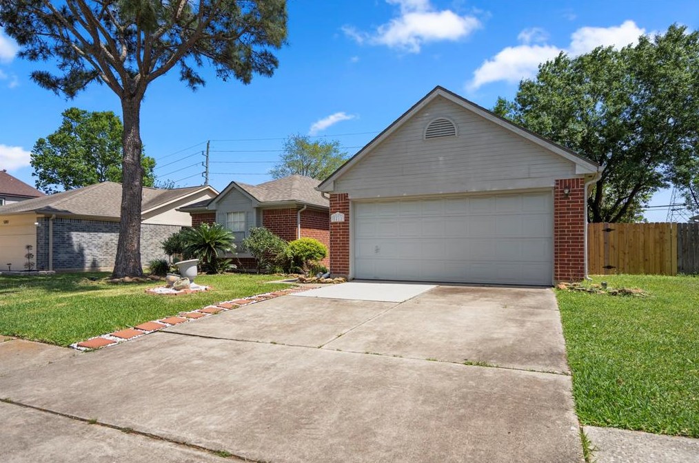 5211 Roserock Ln, Spring, TX 77379