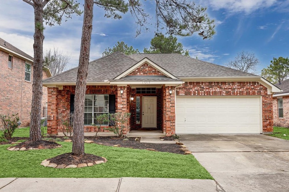 17219 Desert Maize Ln, Houston, TX 77095
