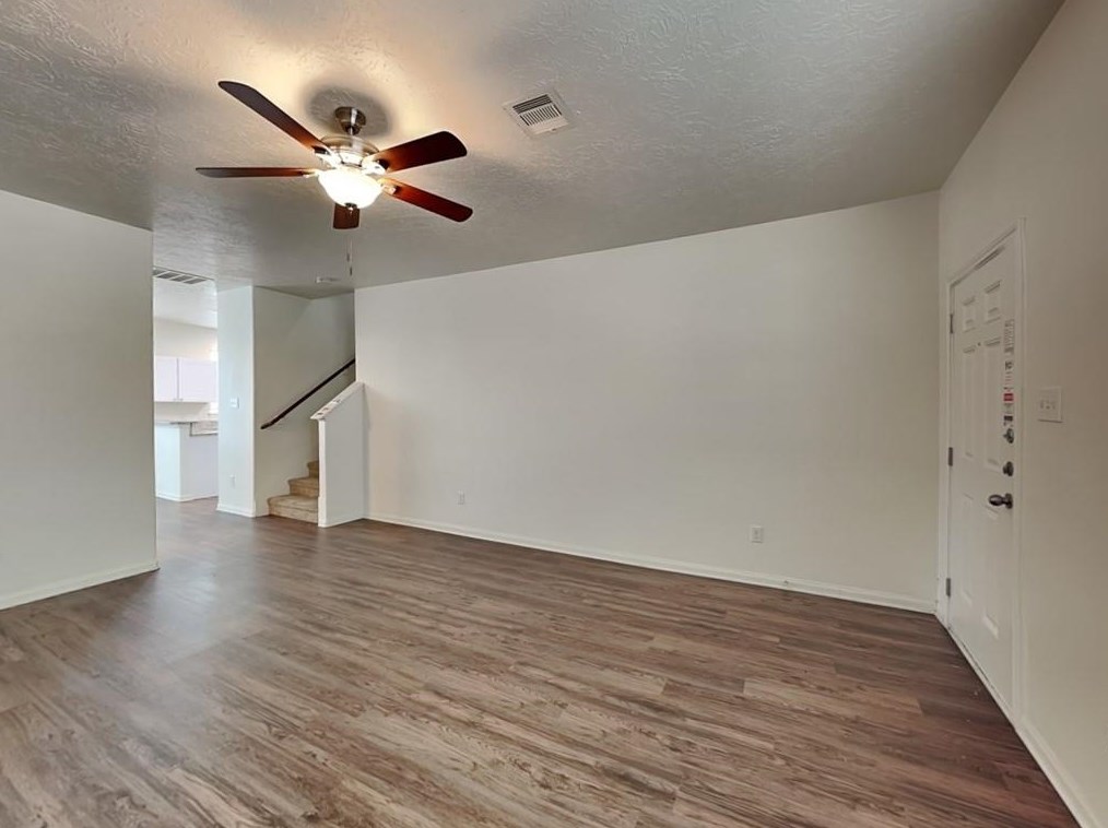 3927 Hawthorne Glen Ct, Fresno, TX 77545