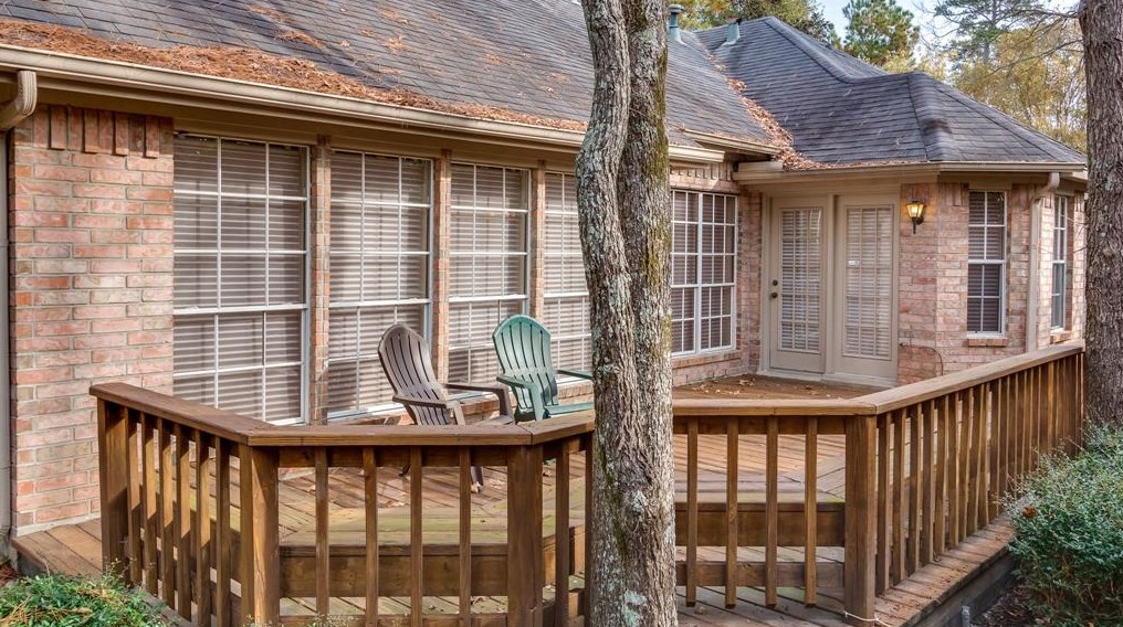 35 Reflection Pt, Spring TX  77381-3637 exterior