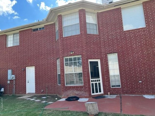 4802 Sunshine Dr, Sugar Land, TX 77479-2036