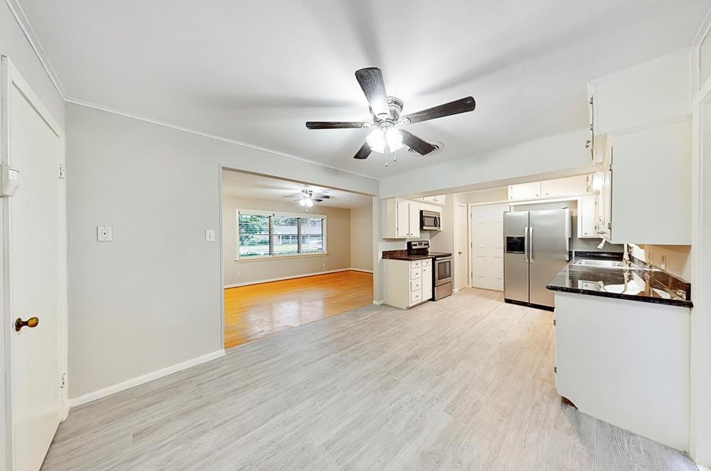 4718 Redstart St, Houston, TX 77035