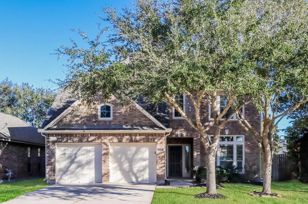 2627 Diamond River Dr, Richmond, TX 77471