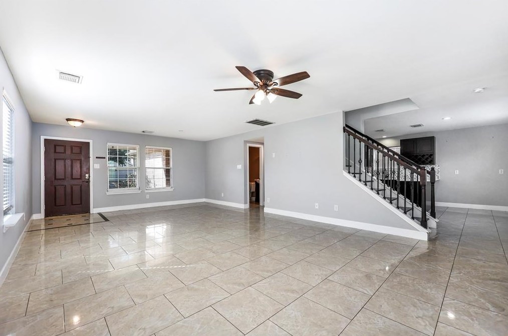 21214 Linden Hills Ln, Humble, TX 77338