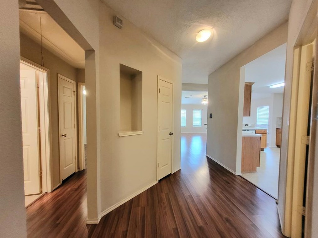 15638 Barber Grove Ln, Houston, TX 77095-2281