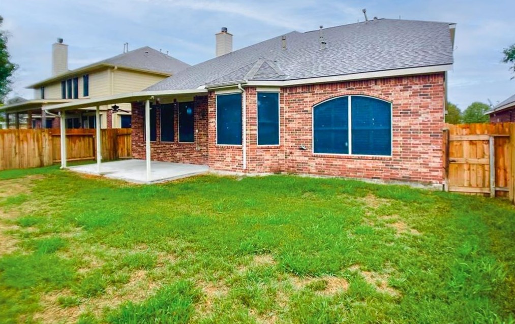 7011 Mira Blossom Dr, Humble TX 77346-3368 exterior