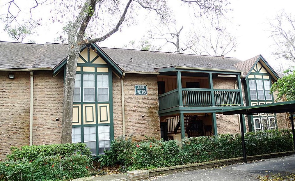 8233 Kingsbrook Rd Apt 235, Houston, TX 77024