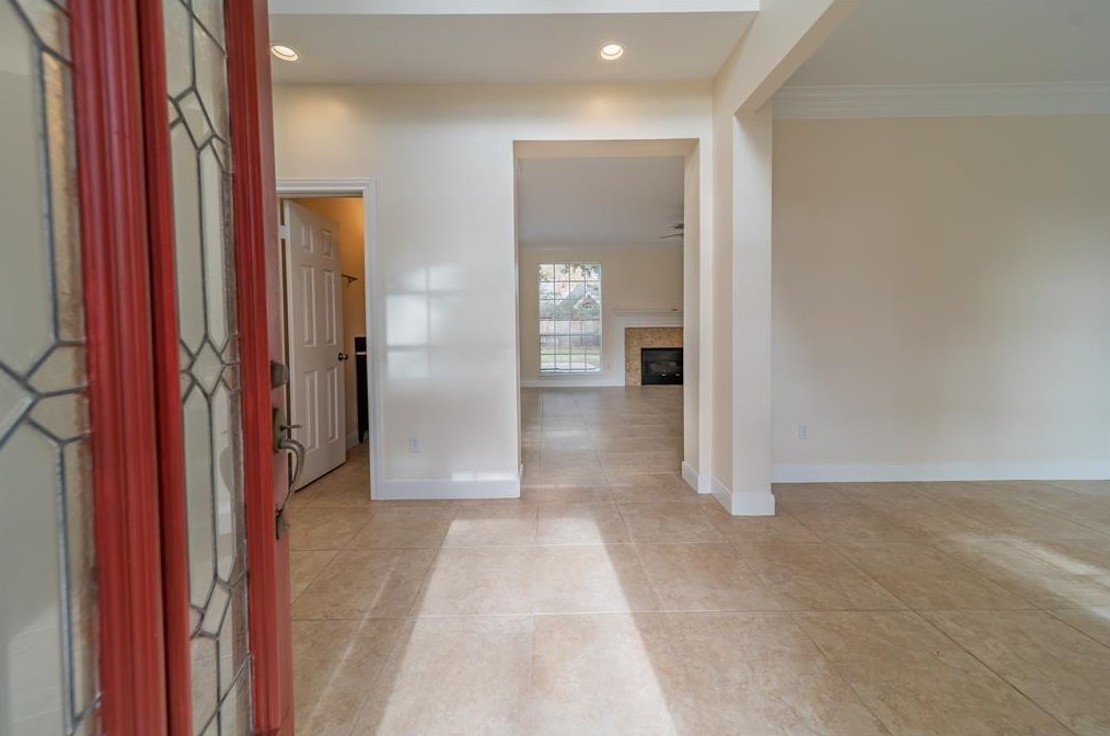 12430 Hammersmith Dr, Tomball, TX 77377