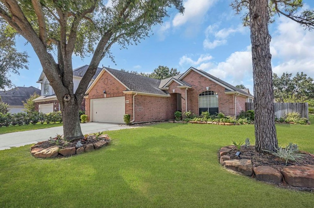 8619 Majesticbrook Dr, Houston, TX 77095