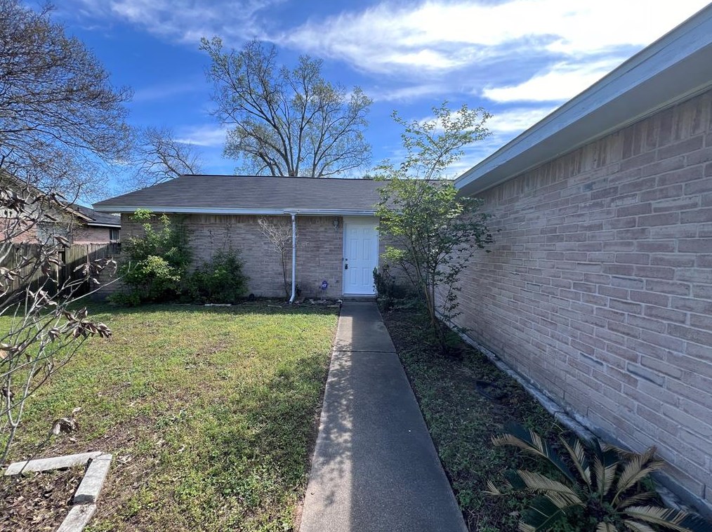 7506 Stone Pine Ln, Houston, TX 77041