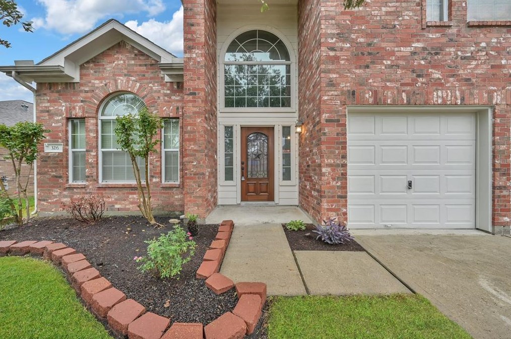 326 Wild Bird Dr, Spring, TX 77373