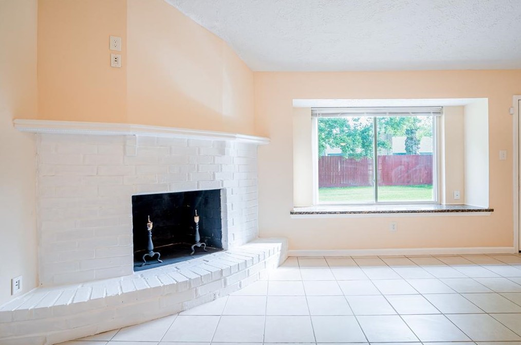 11610 Ensbrook Dr, Houston TX  77099-4705 exterior