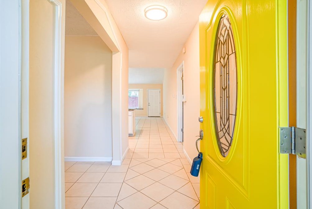 11610 Ensbrook Dr, Houston TX  77099-4618 exterior