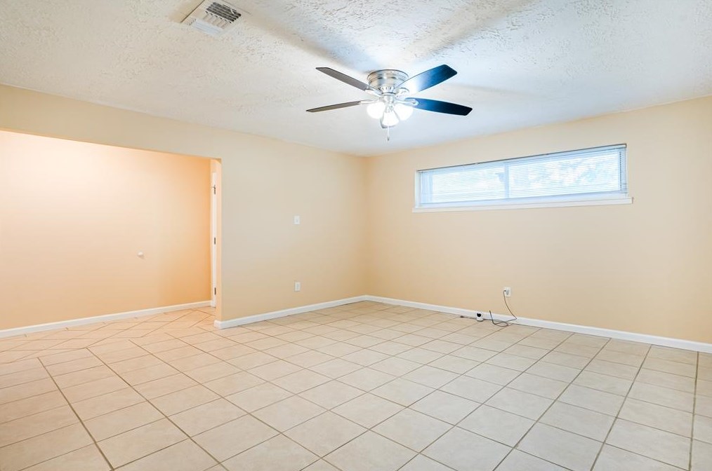 11610 Ensbrook Dr, Houston TX  77099-4705 exterior