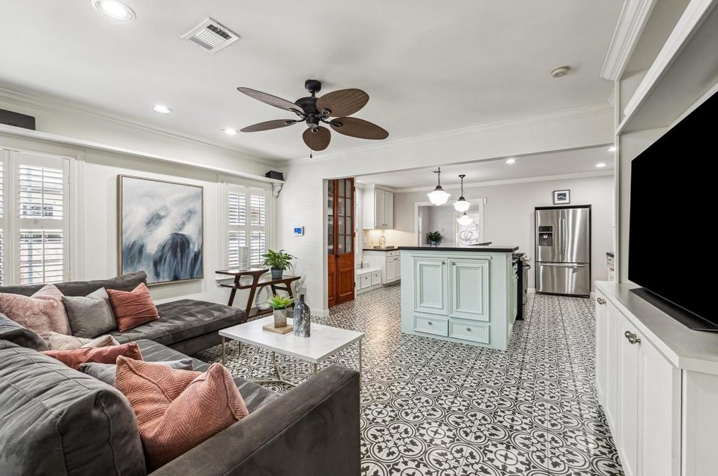 3501 Oak Rdg St, Houston TX  77009-6016 exterior