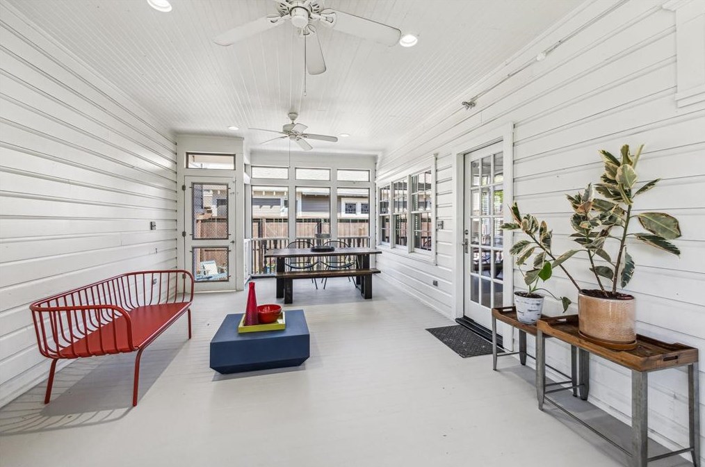 3501 Oak Rdg St, Houston TX  77009-6016 exterior