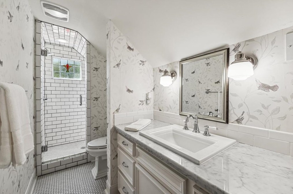 3501 Oak Rdg St, Houston TX  77009-6016 exterior