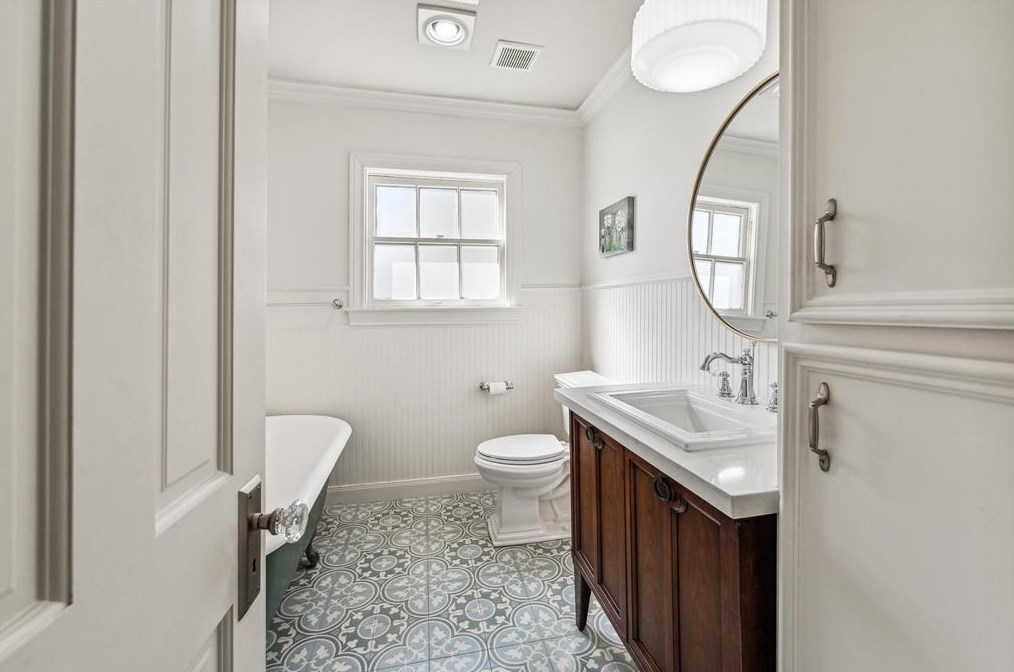 3501 Oak Rdg St, Houston TX  77009-6016 exterior