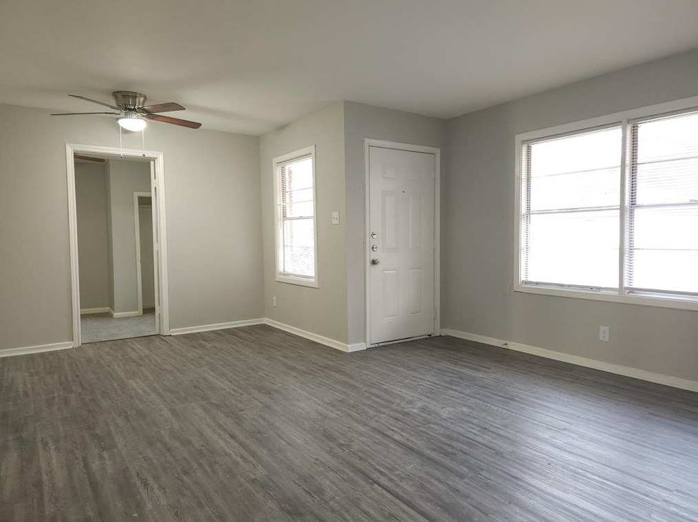 7309 Canary Cir, Texas City, TX 77591
