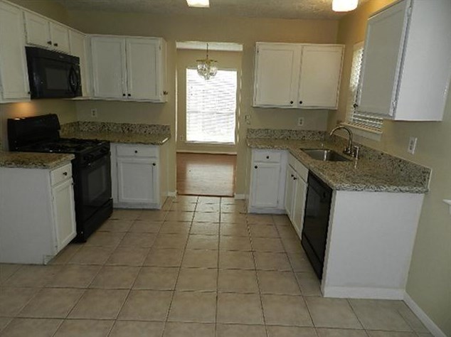 21523 Nottinghill Dr, Spring, TX 77388-3390