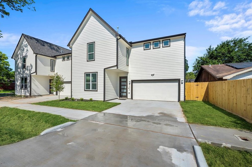 7032 England St, Houston, TX 77021
