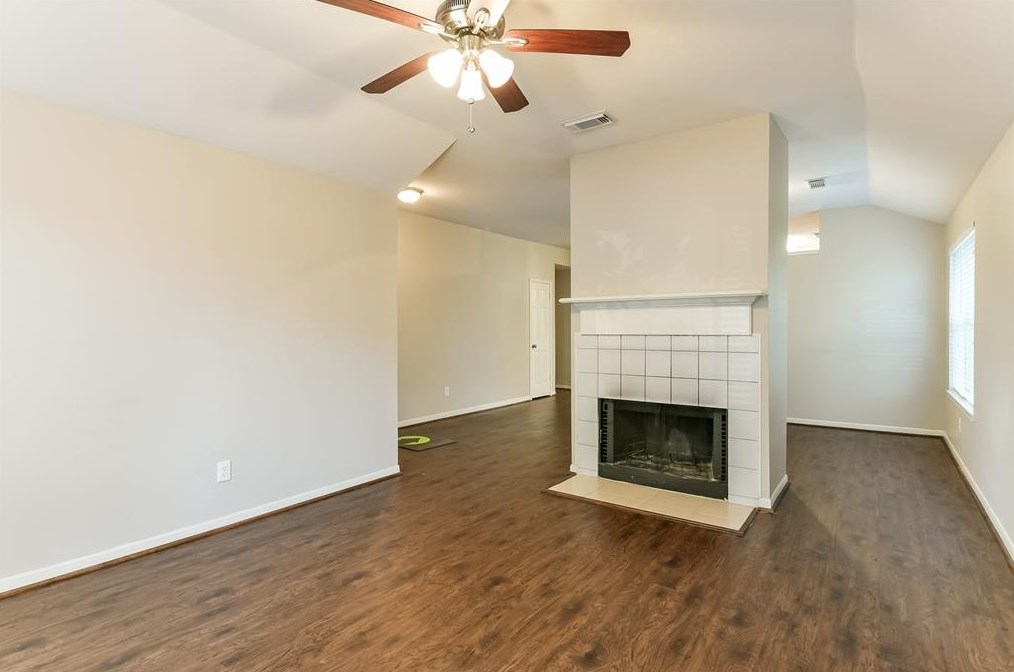 9706 Thistle Trail Dr, Houston TX  77070-1964 exterior