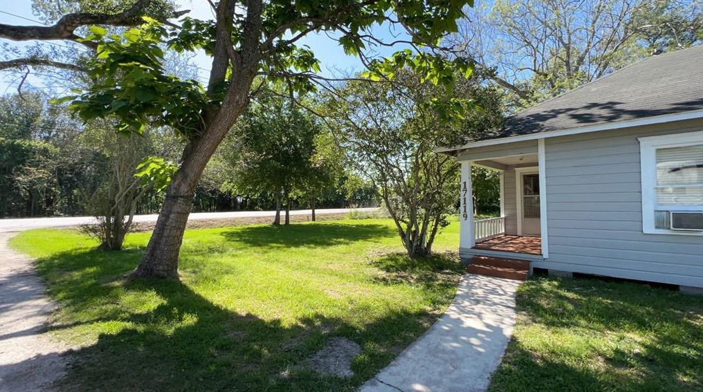 17119 Highway 35 #a, Pearland, TX 77581