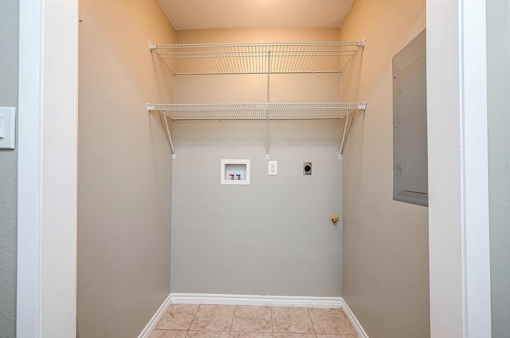 2811 Blueberry Ln, Pasadena TX 77502-5446 exterior