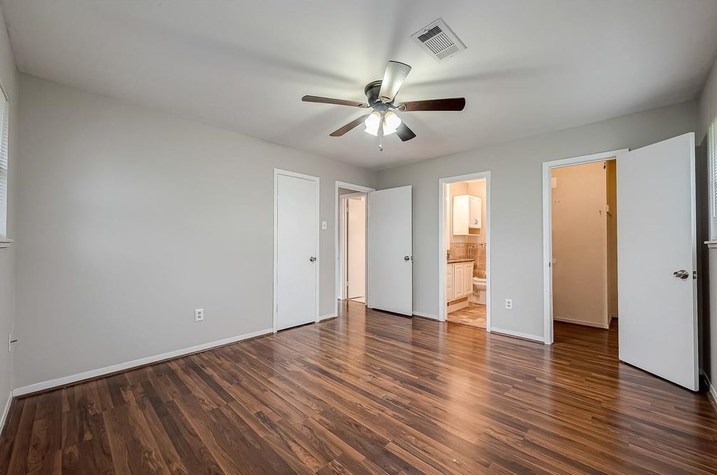 2811 Blueberry Ln, Pasadena TX 77502-5446 exterior