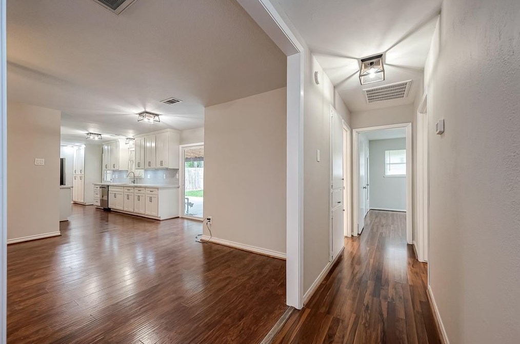 2811 Blueberry Ln, Pasadena TX 77502-5446 exterior