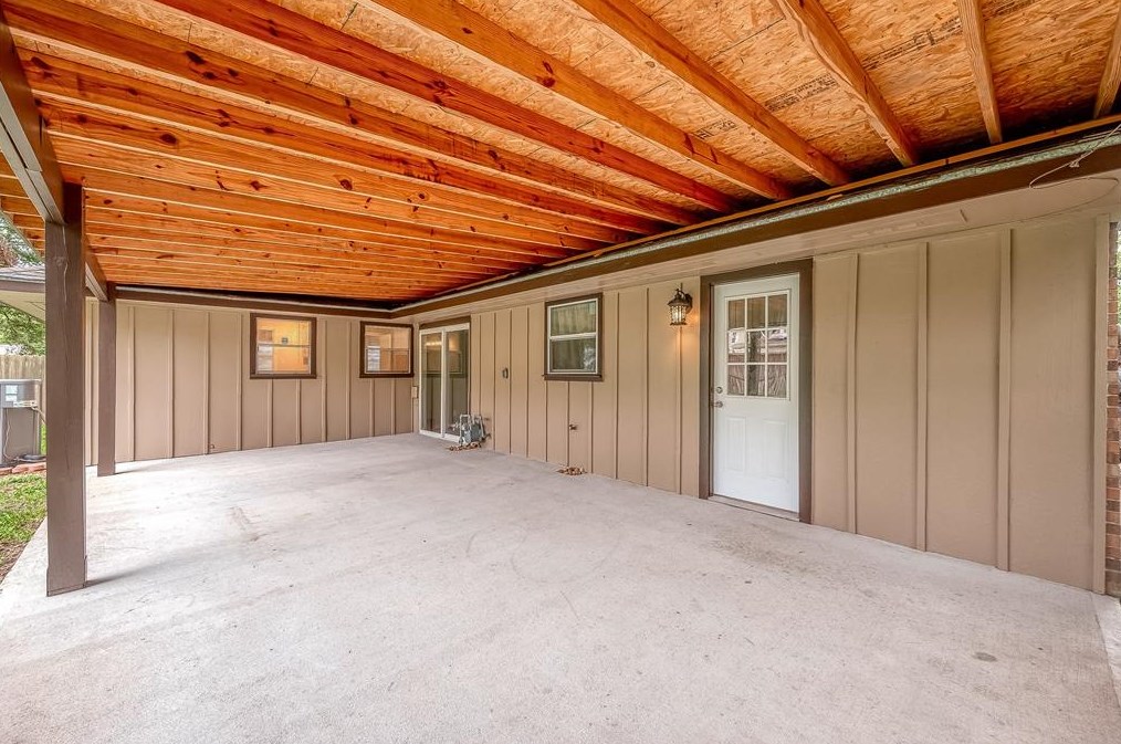 2811 Blueberry Ln, Pasadena TX 77502-5446 exterior