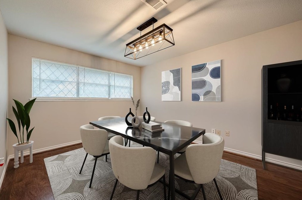 2811 Blueberry Ln, Pasadena TX 77502-5446 exterior