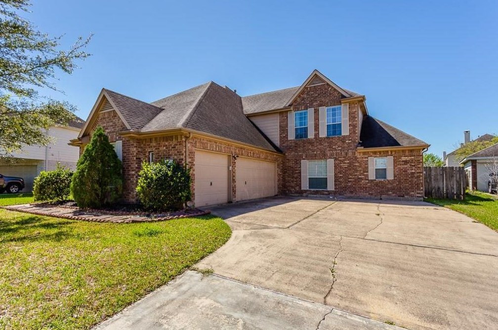 2606 Stonebury Ln, Sugar Land, TX 77479