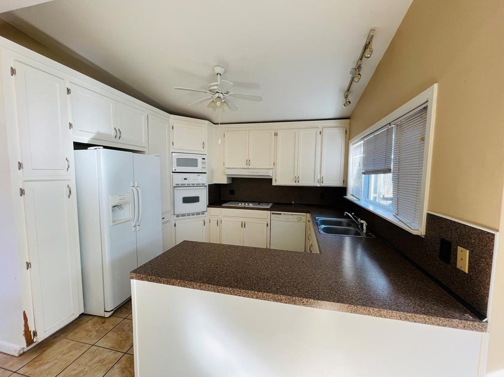 4737 Merwin St, Houston TX  77027-6608 exterior