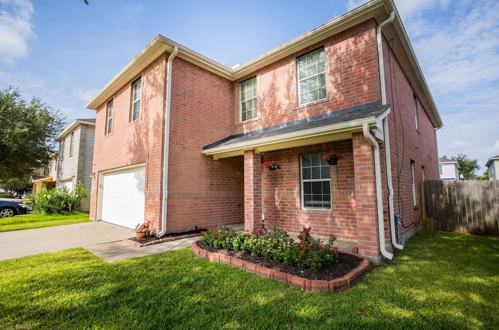 7915 Chatham Springs Ln, Cypress, TX 77433-4678