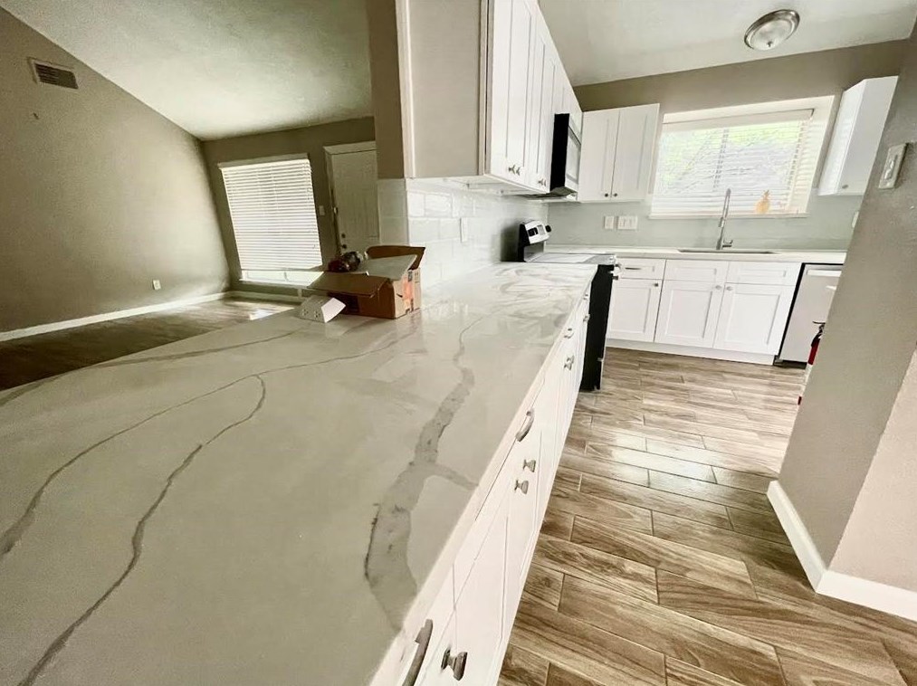 7007 Glen Rosa Dr, Katy, TX 77494