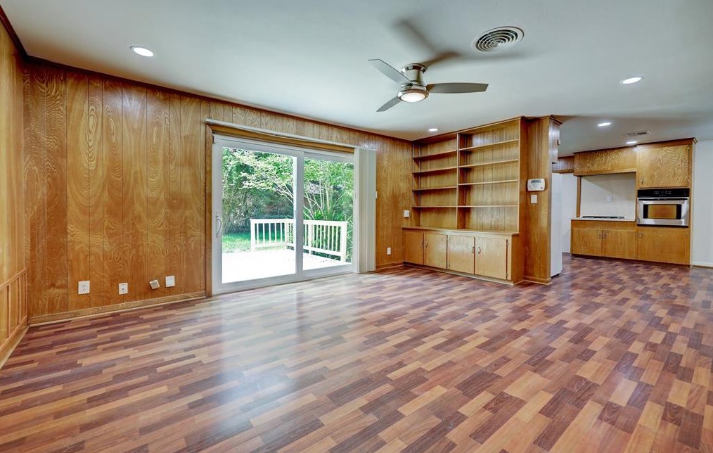 10135 Moorberry Ln, Houston TX  77080-6313 exterior