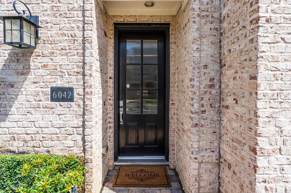 6042 Kansas St, Houston, TX 77007